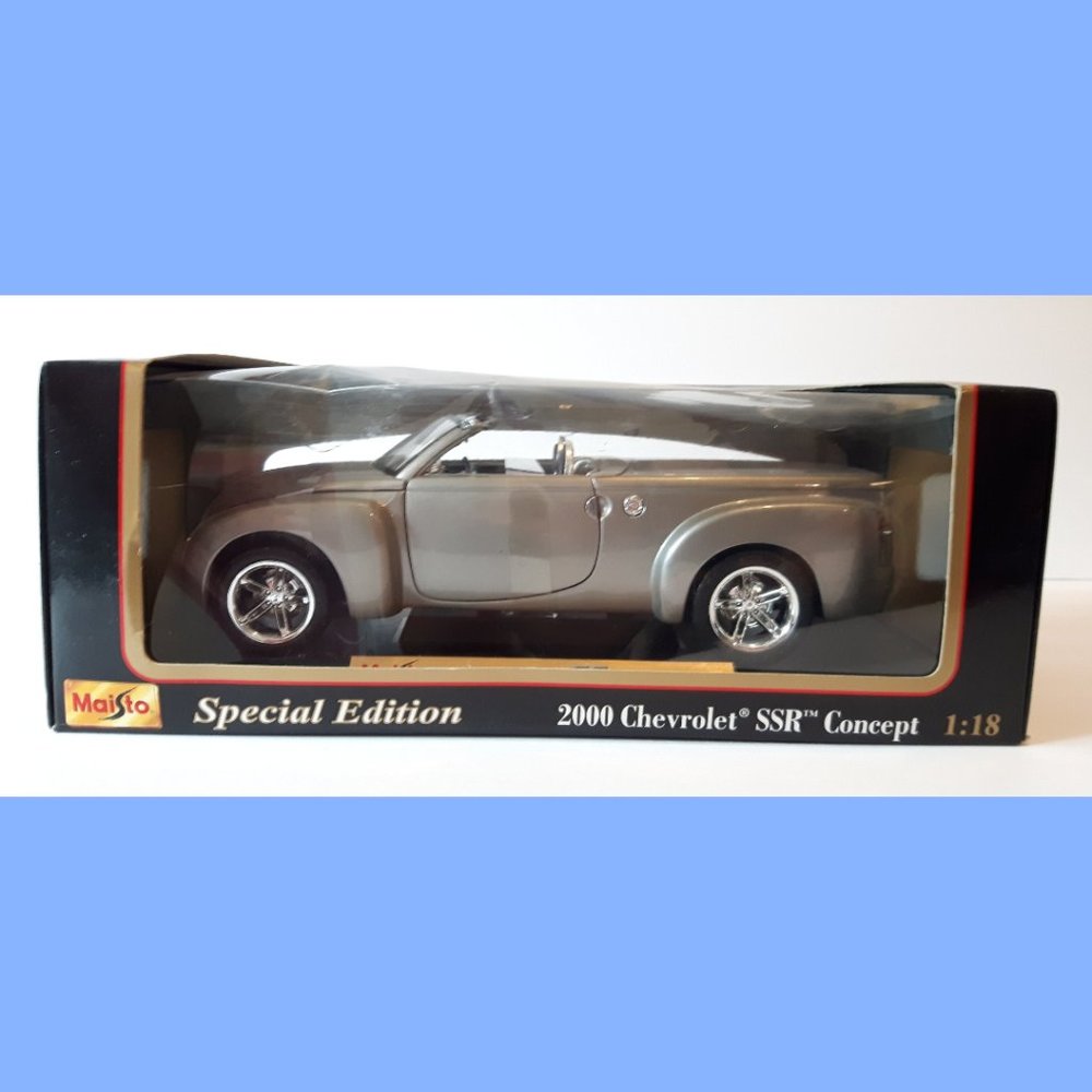 Maisto Sp Ed 2000 Chevrolet SSR Concept 1:18